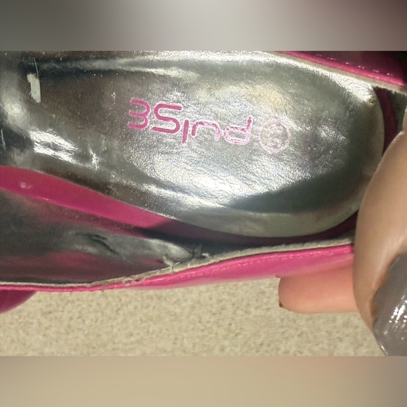 Pulse Heels - Picture 7 of 7